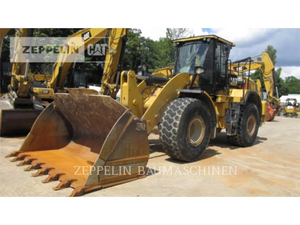 CAT 962M Фронтальні навантажувачі