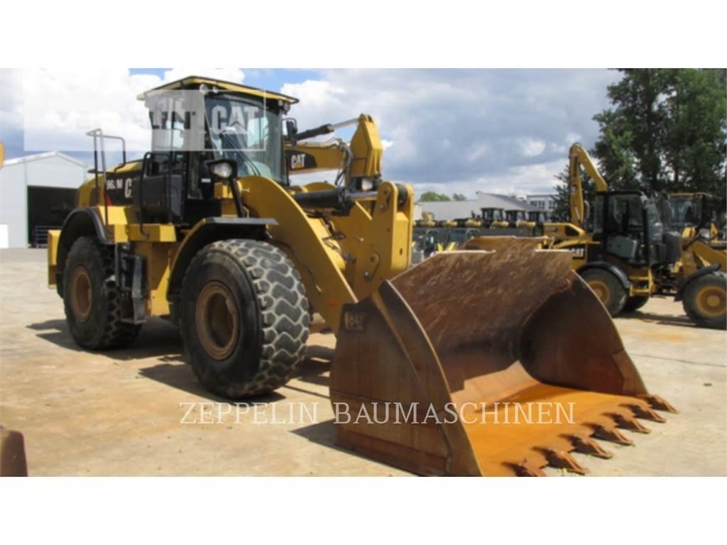 CAT 962M Фронтальні навантажувачі