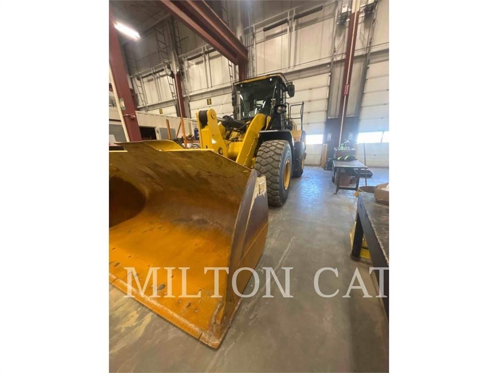 CAT 962M Фронтальні навантажувачі