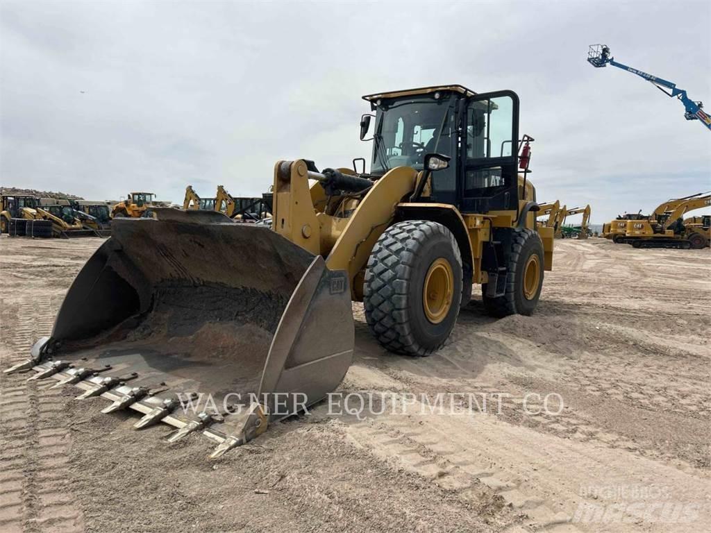 CAT 962M FC Фронтальні навантажувачі