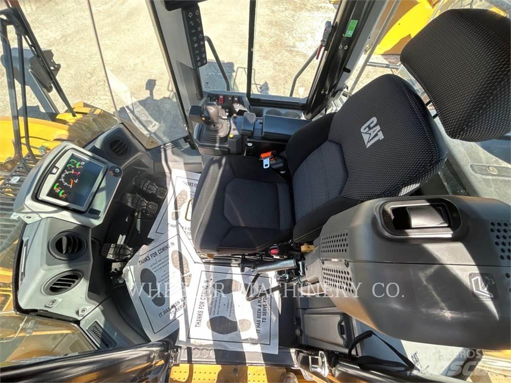 CAT 962M QC Фронтальні навантажувачі