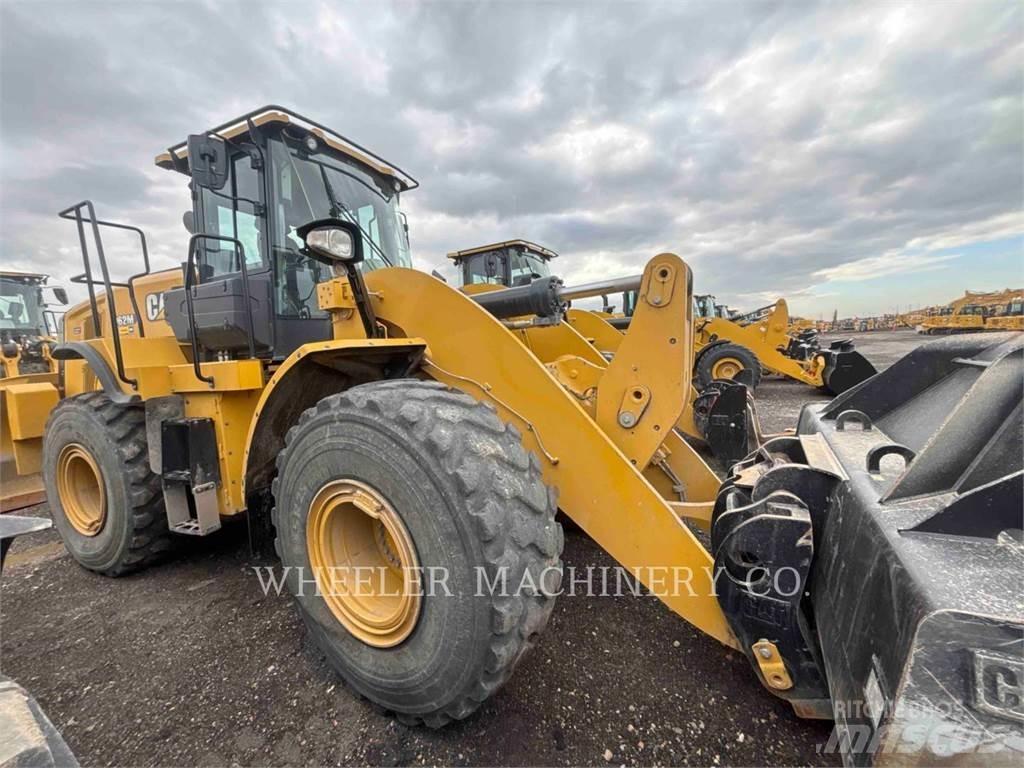 CAT 962M QC Фронтальні навантажувачі