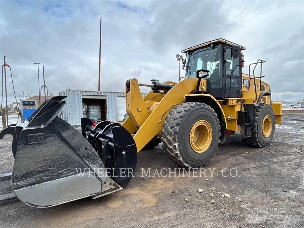 CAT 962M QC 3V Фронтальні навантажувачі