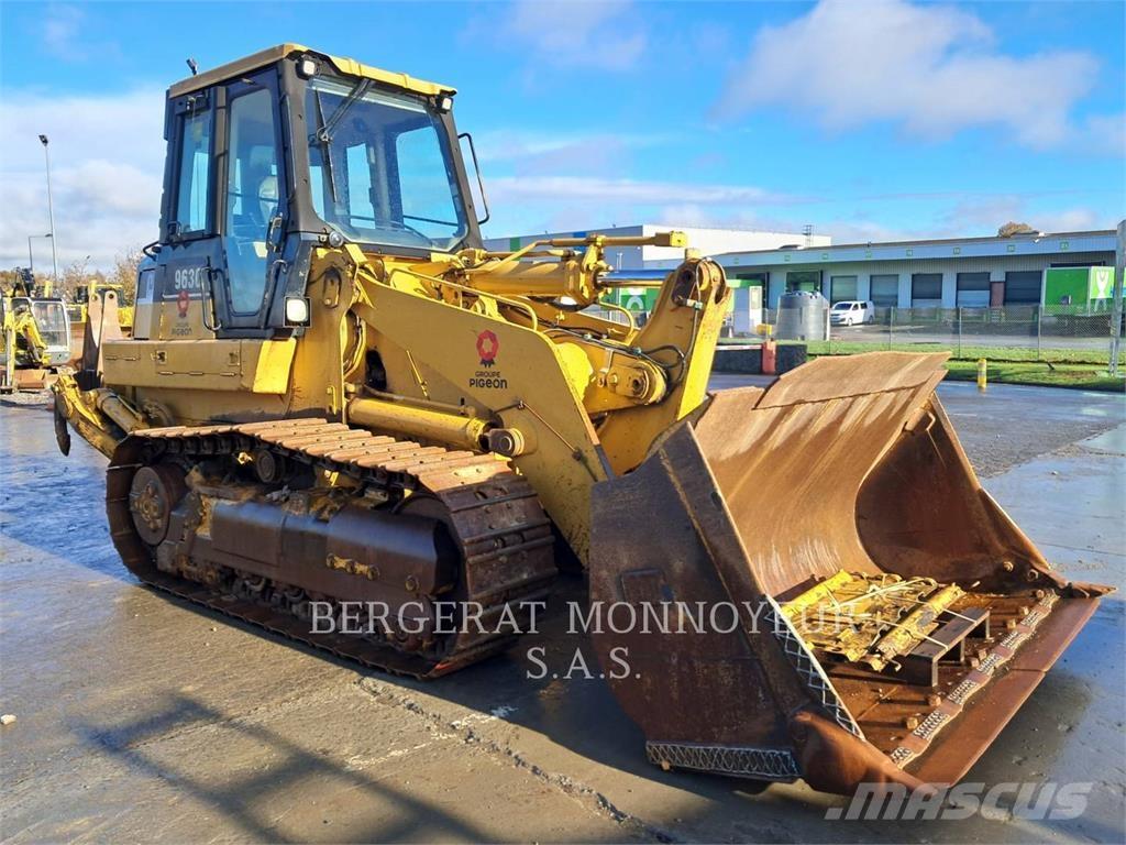CAT 963C Гусеничні вантажники