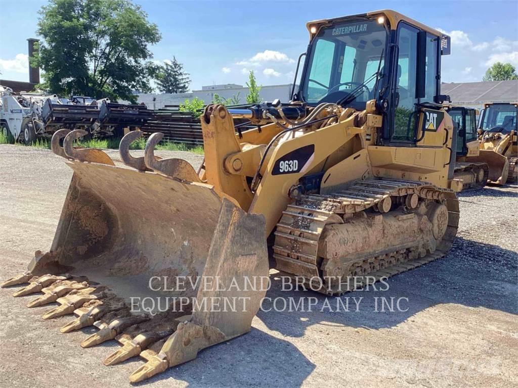 CAT 963D Гусеничні вантажники