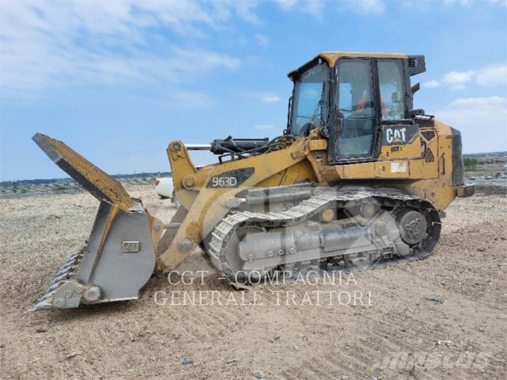 CAT 963D Гусеничні вантажники