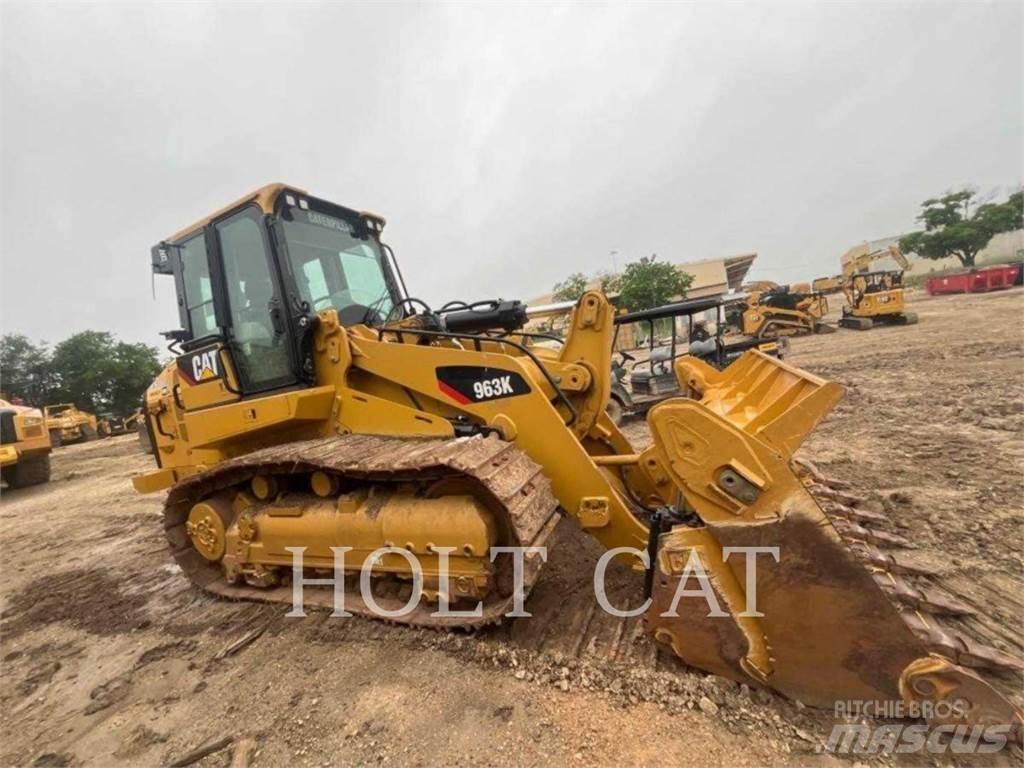 CAT 963K Гусеничні вантажники