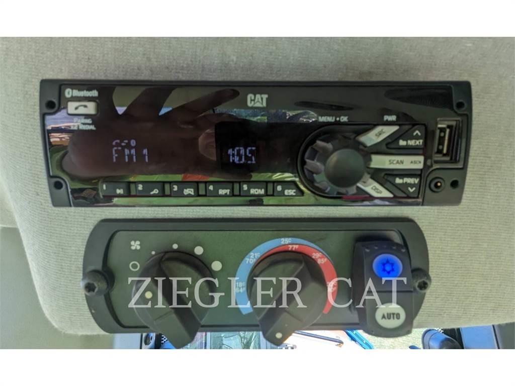 CAT 963K Гусеничні вантажники
