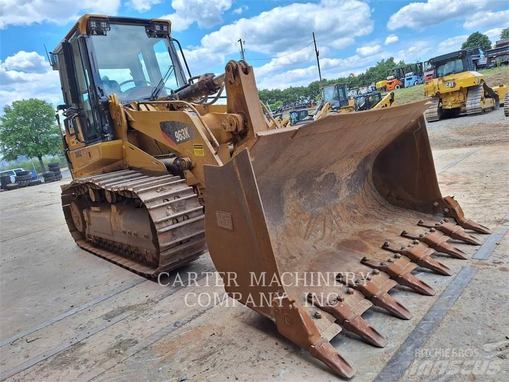 CAT 963K Гусеничні вантажники