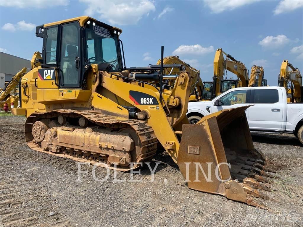 CAT 963K Гусеничні вантажники