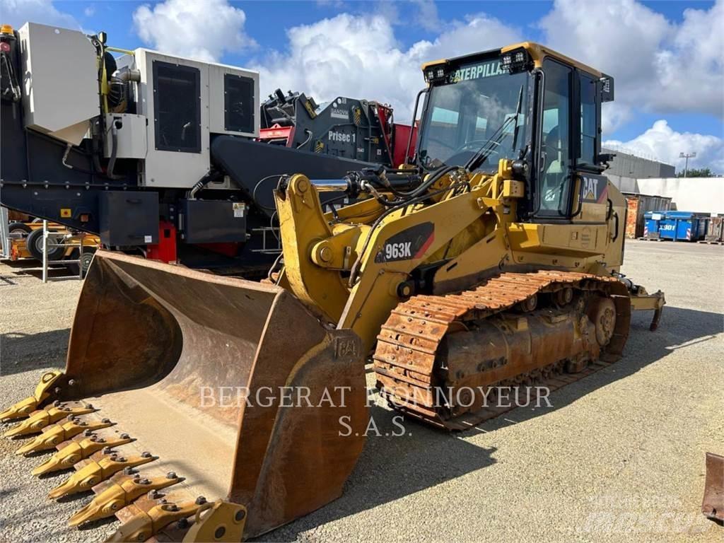 CAT 963K Гусеничні вантажники
