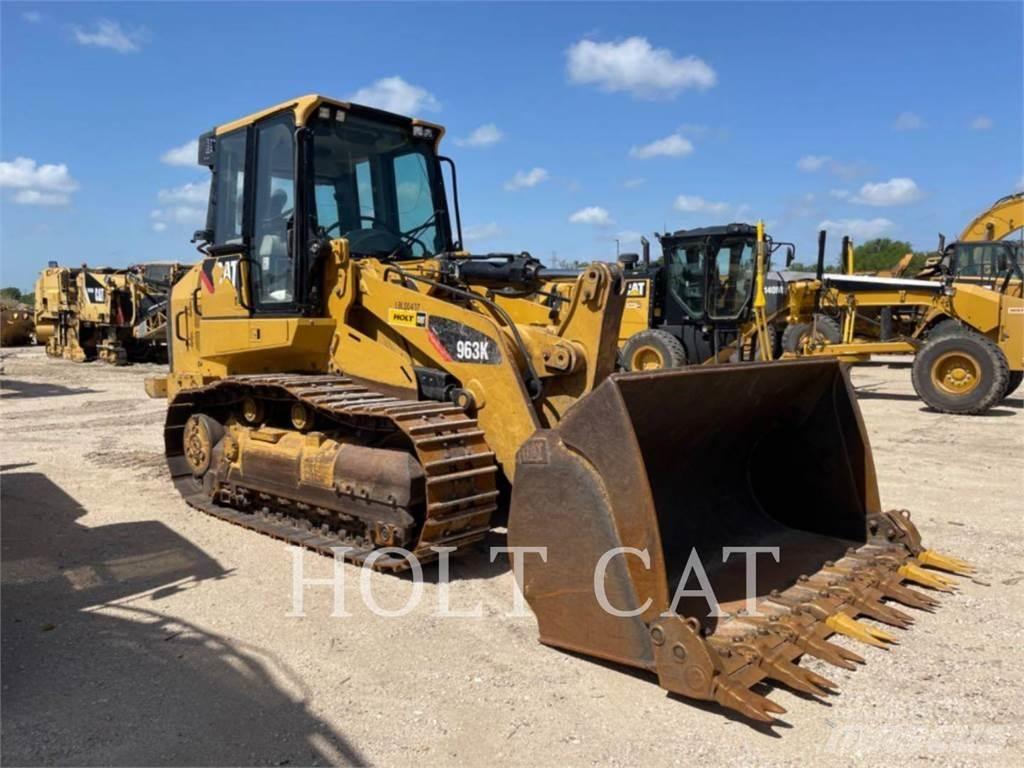 CAT 963K Гусеничні вантажники