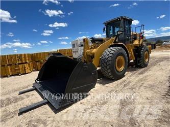 CAT 966 Фронтальні навантажувачі