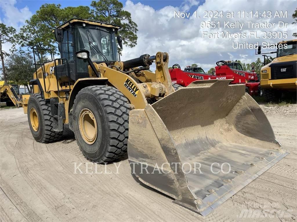 CAT 966 Фронтальні навантажувачі