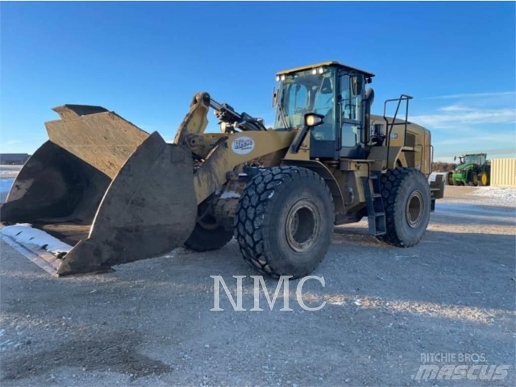 CAT 966 Фронтальні навантажувачі