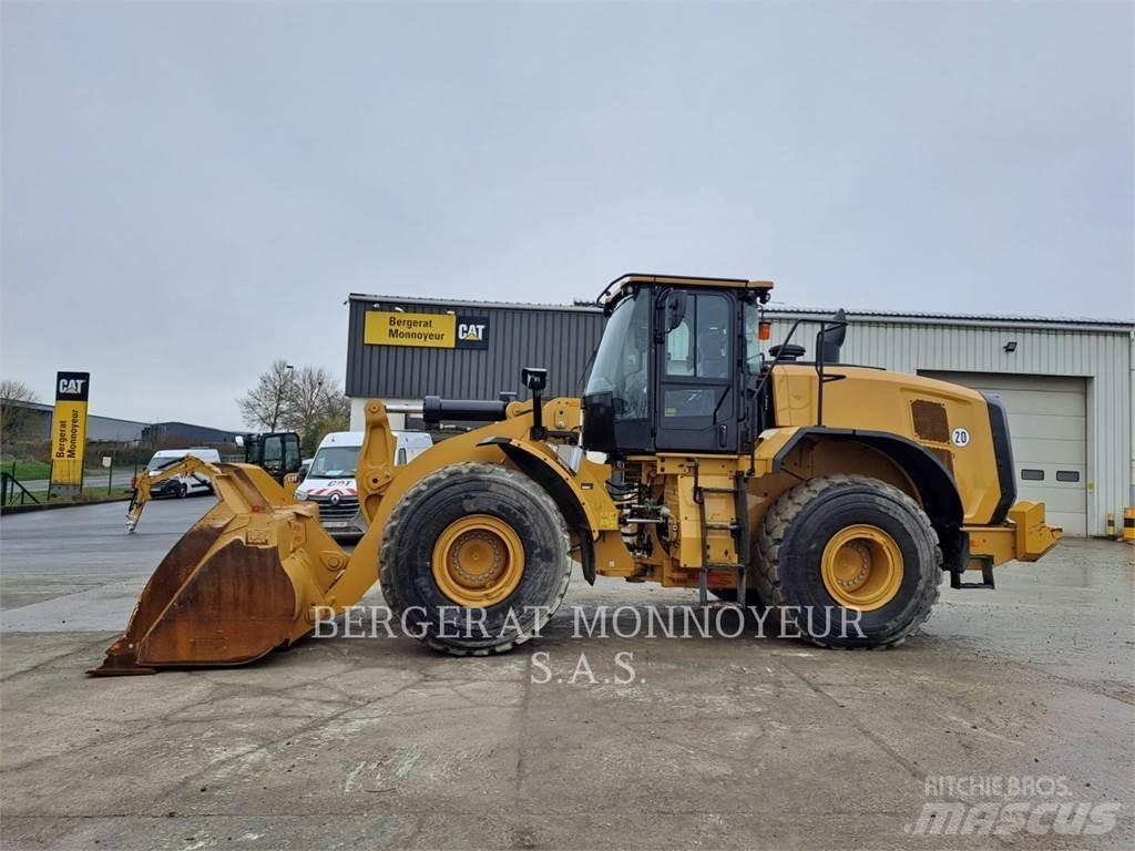 CAT 966 Фронтальні навантажувачі
