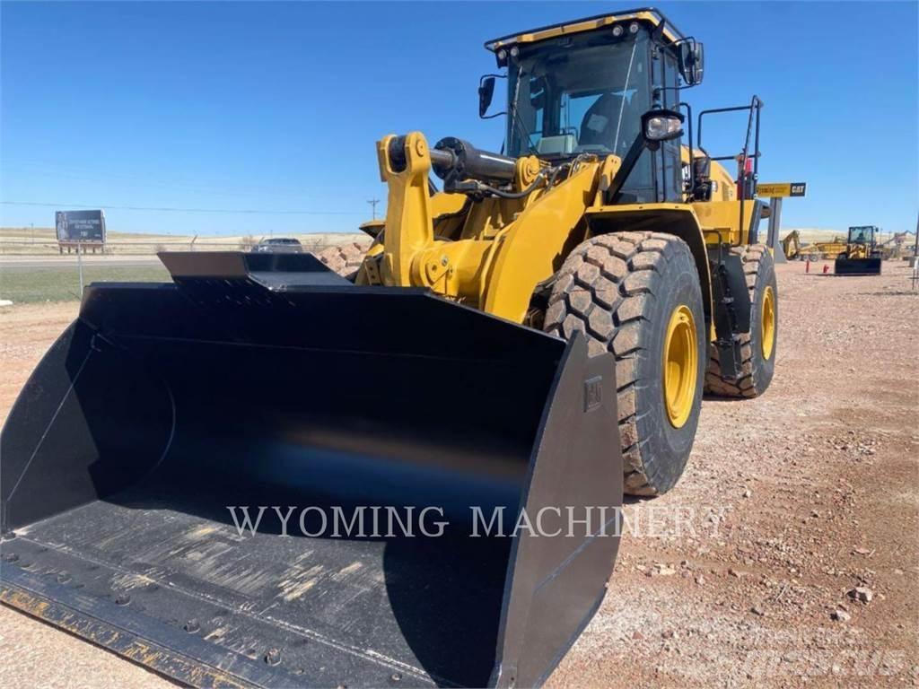 CAT 966 Фронтальні навантажувачі