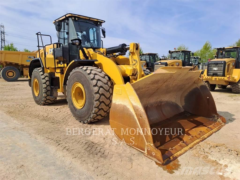 CAT 966 Фронтальні навантажувачі