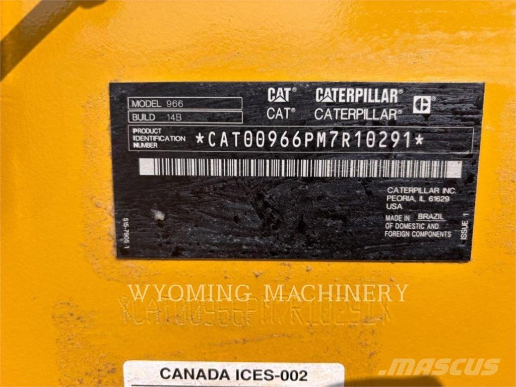 CAT 966 Фронтальні навантажувачі