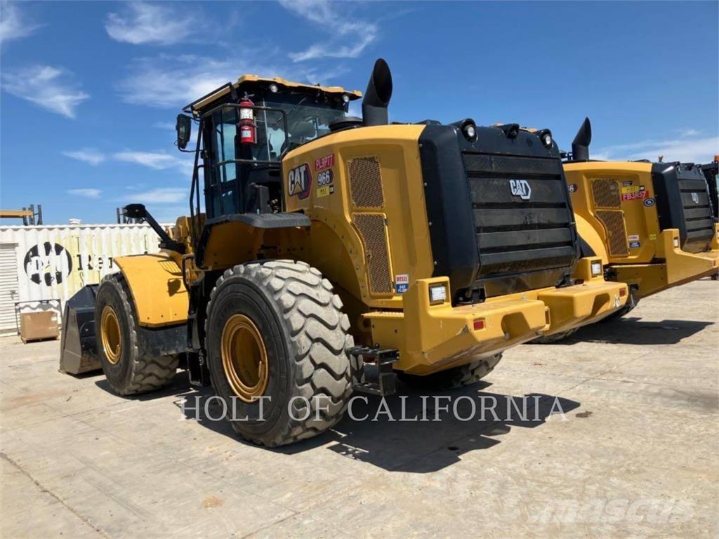 CAT 966 Фронтальні навантажувачі