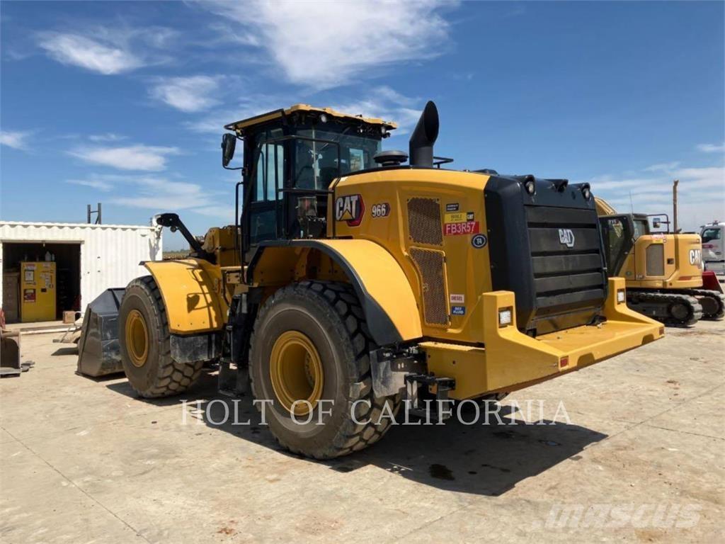 CAT 966 Фронтальні навантажувачі