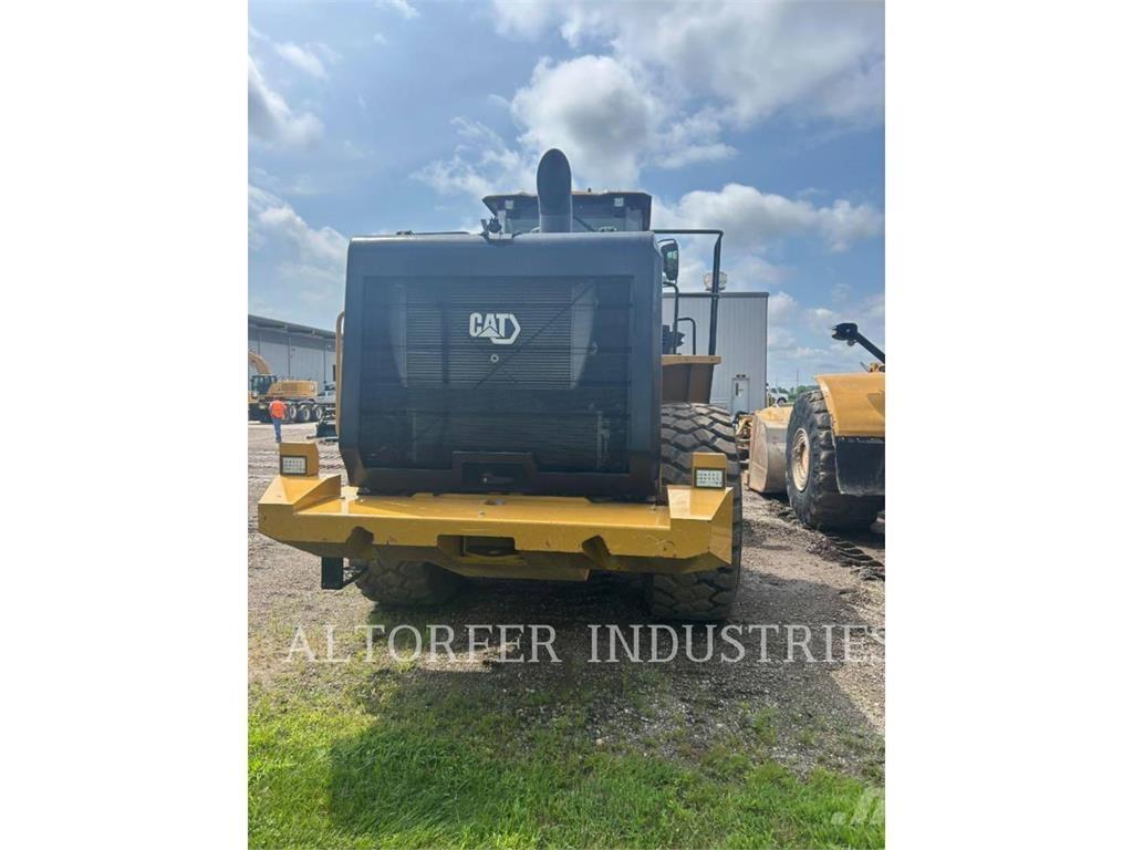 CAT 966-01GC Фронтальні навантажувачі