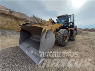 CAT 966 M Фронтальні навантажувачі