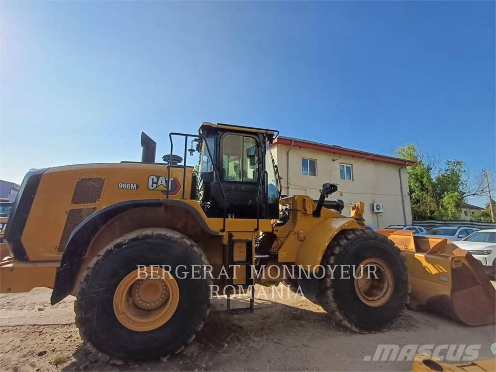 CAT 966 M Фронтальні навантажувачі