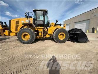 CAT 966 QC Фронтальні навантажувачі