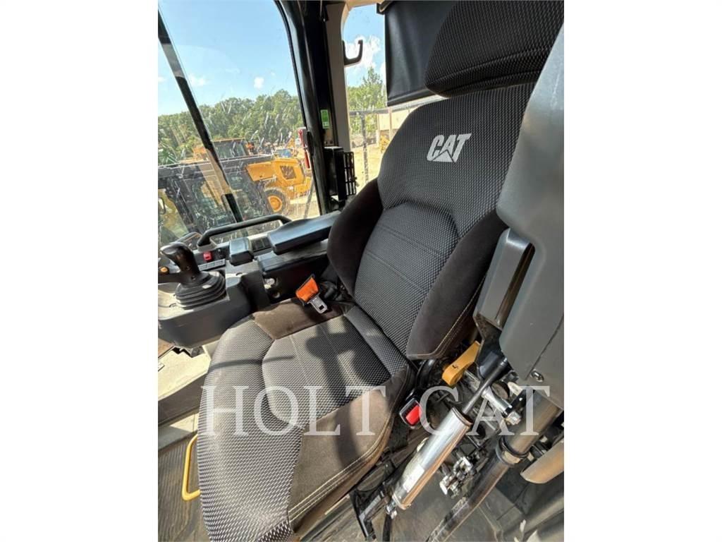 CAT 966 QC Фронтальні навантажувачі