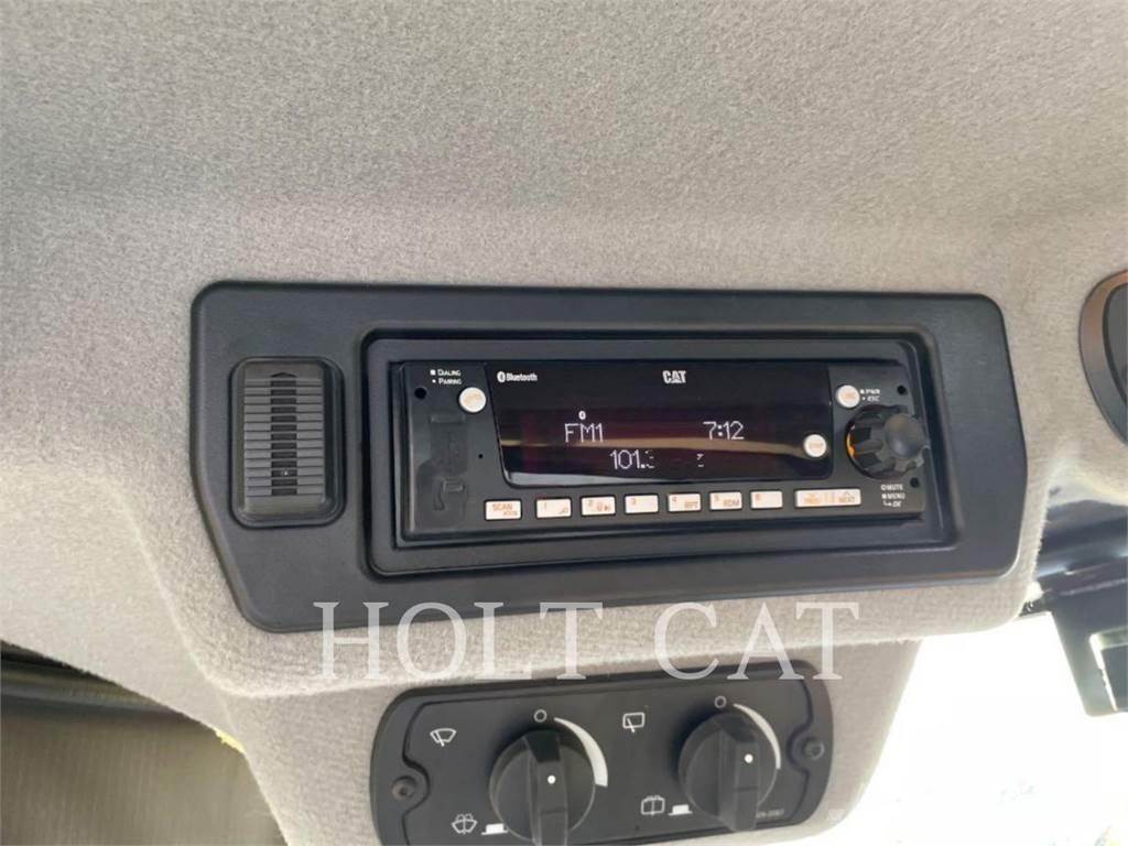 CAT 966 QC Фронтальні навантажувачі