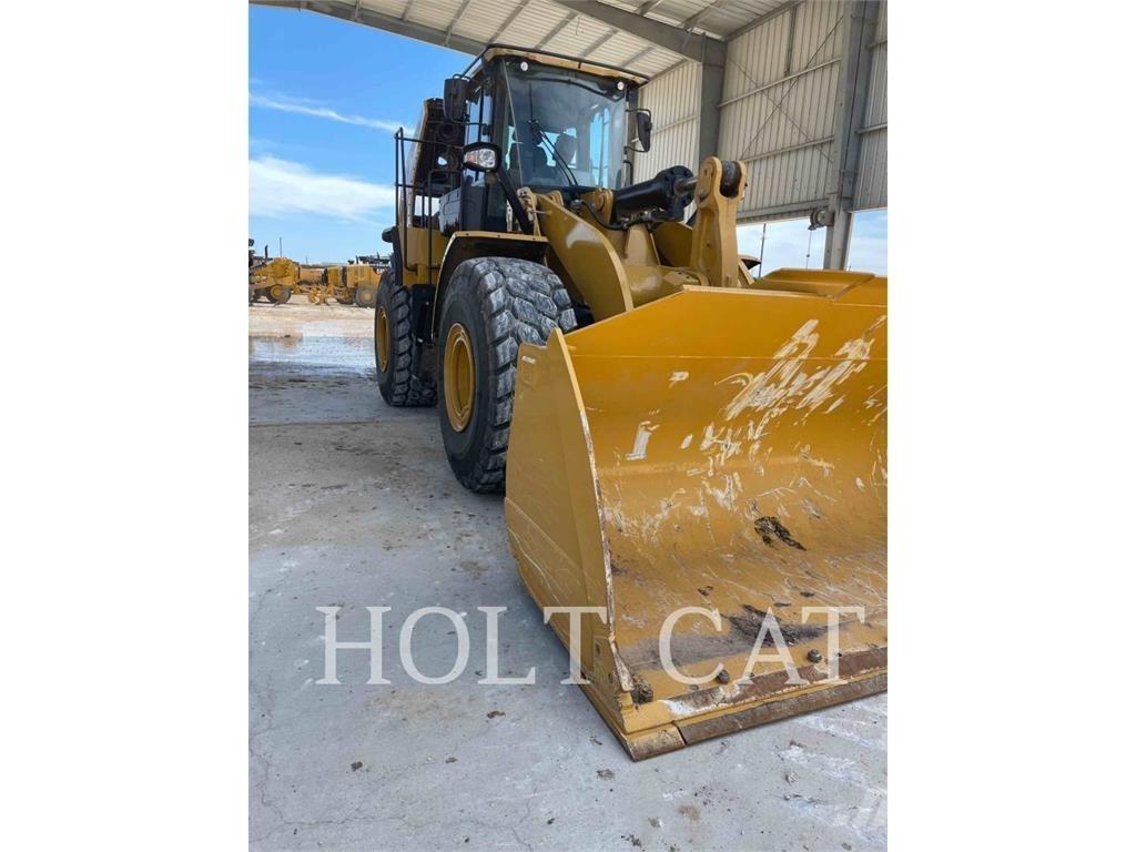 CAT 966 XE Фронтальні навантажувачі