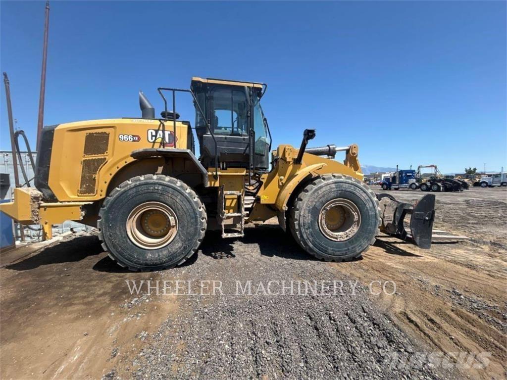 CAT 966 XE QC Фронтальні навантажувачі