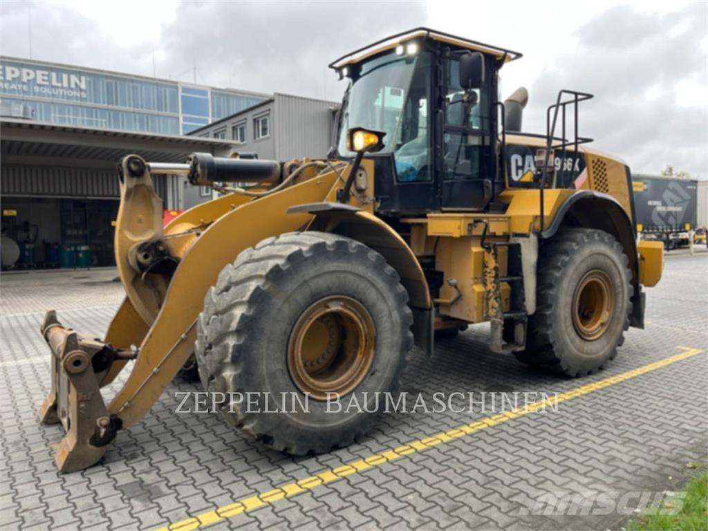 CAT 966K Фронтальні навантажувачі