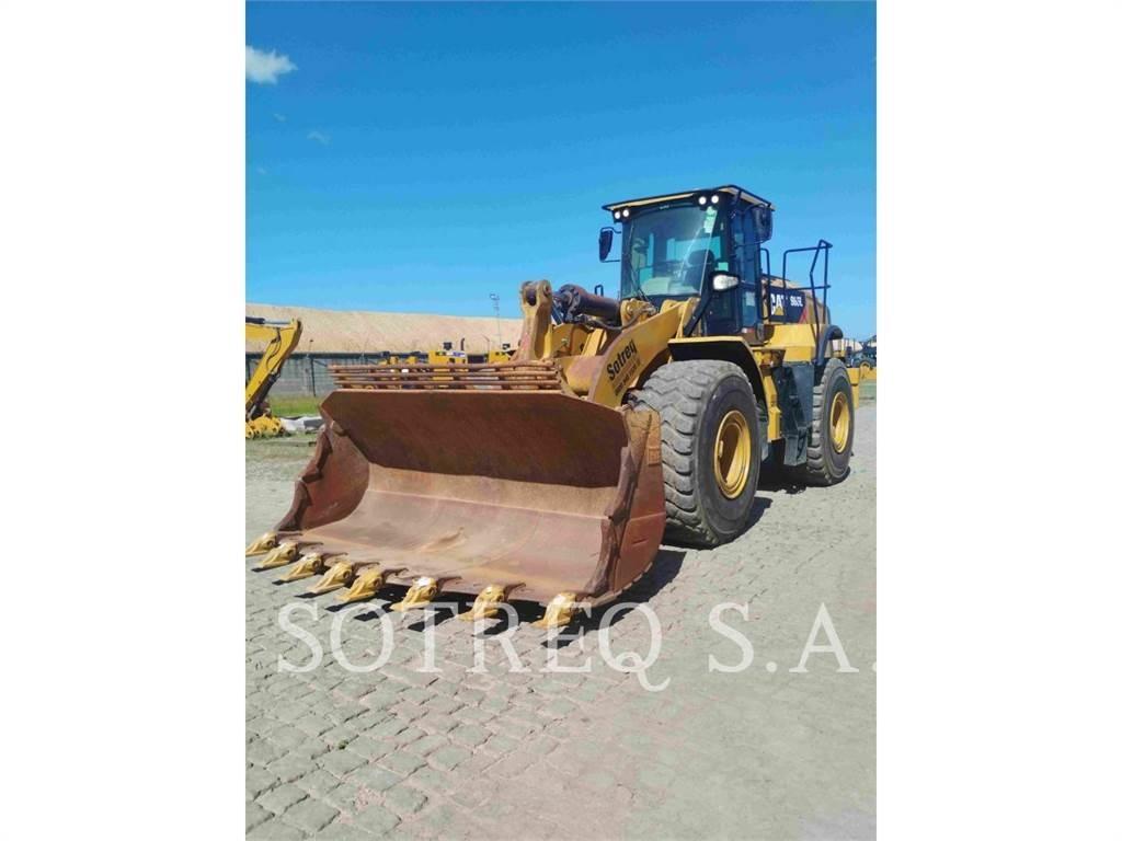 CAT 966L Фронтальні навантажувачі
