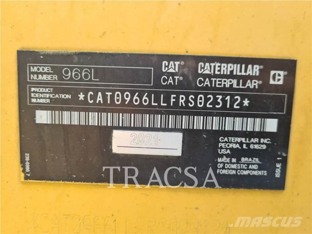 CAT 966L Фронтальні навантажувачі
