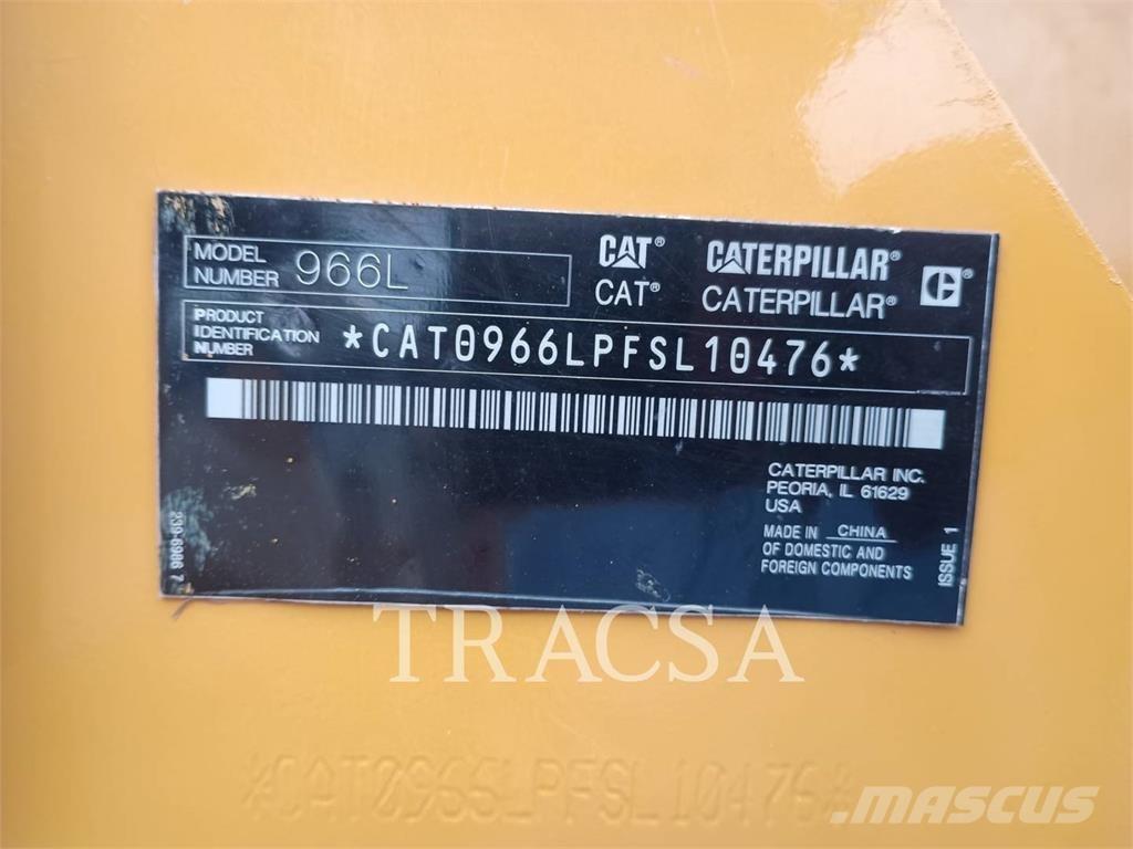 CAT 966L Фронтальні навантажувачі