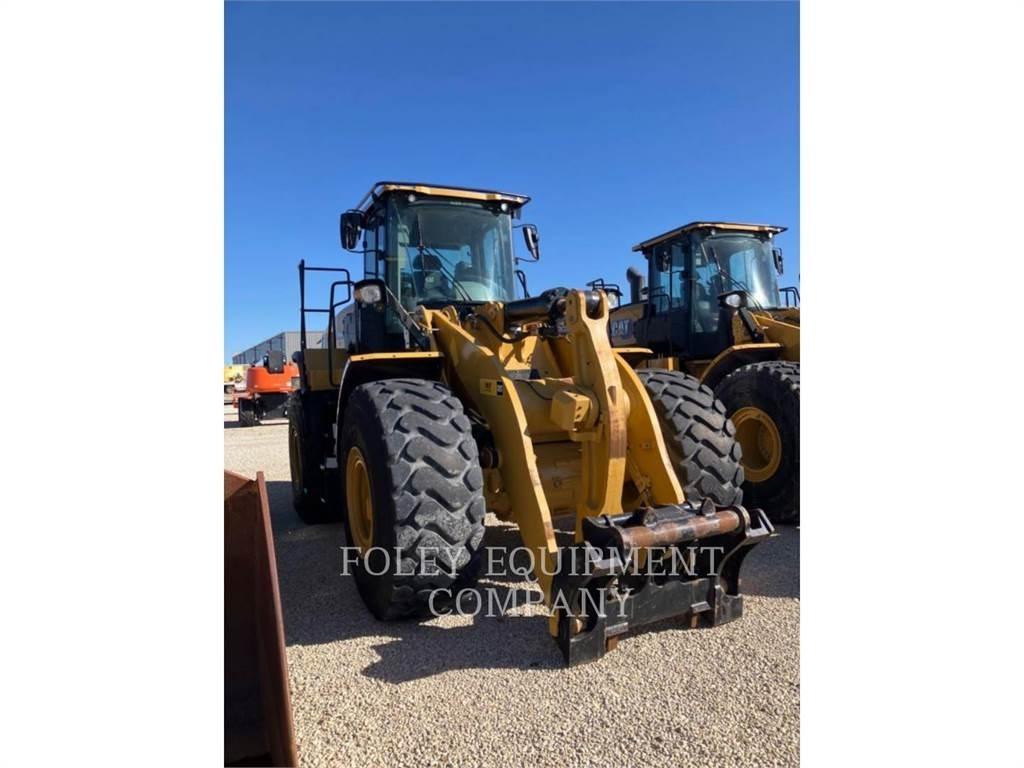 CAT 966M Фронтальні навантажувачі