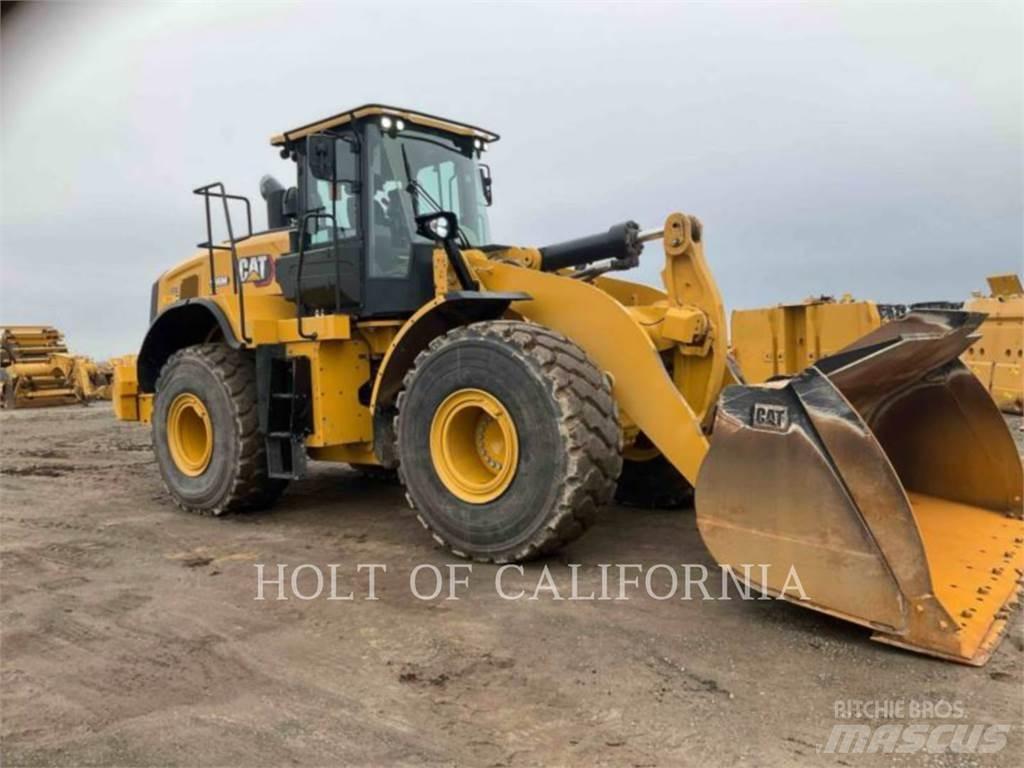 CAT 966M Фронтальні навантажувачі