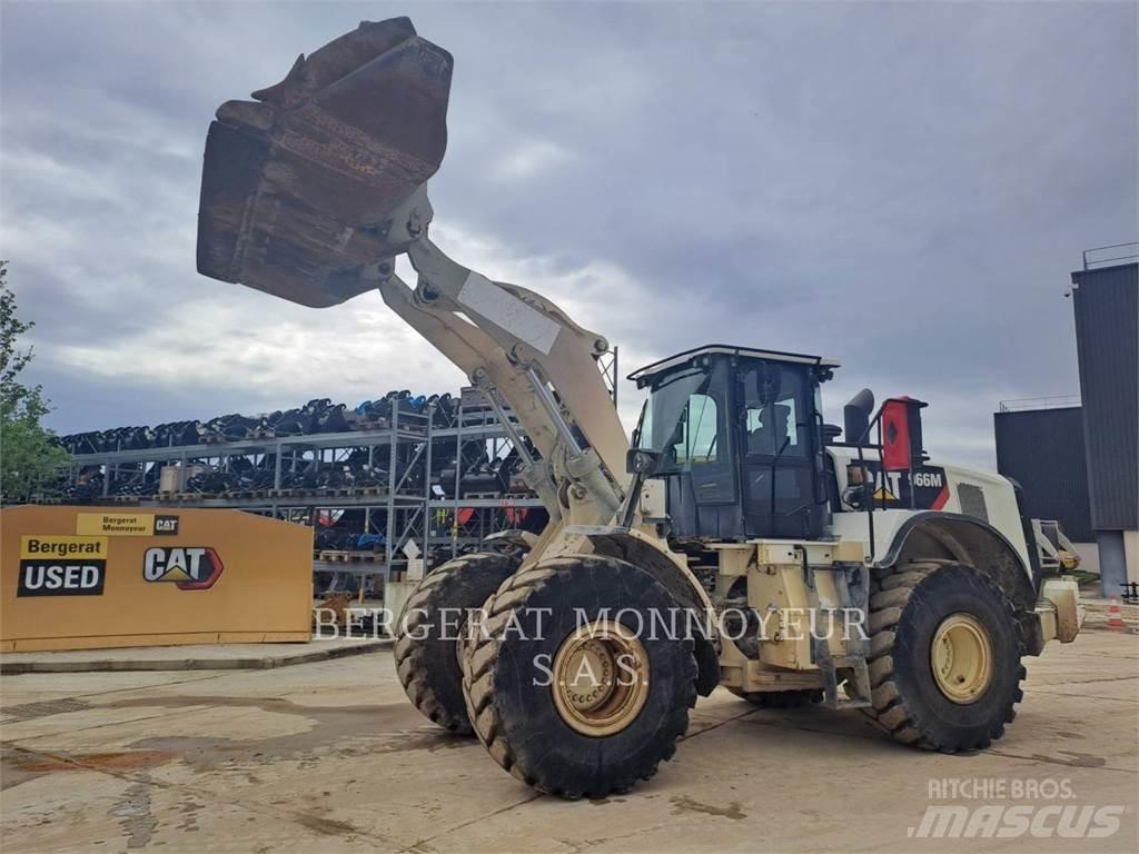CAT 966M Фронтальні навантажувачі