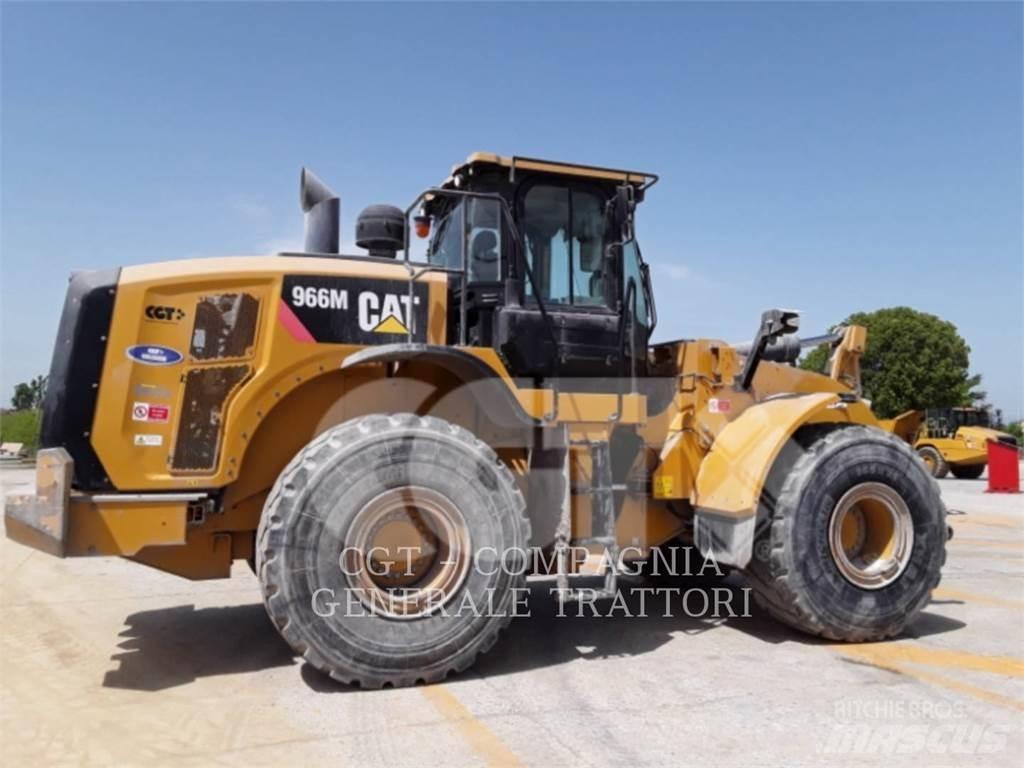 CAT 966M Фронтальні навантажувачі