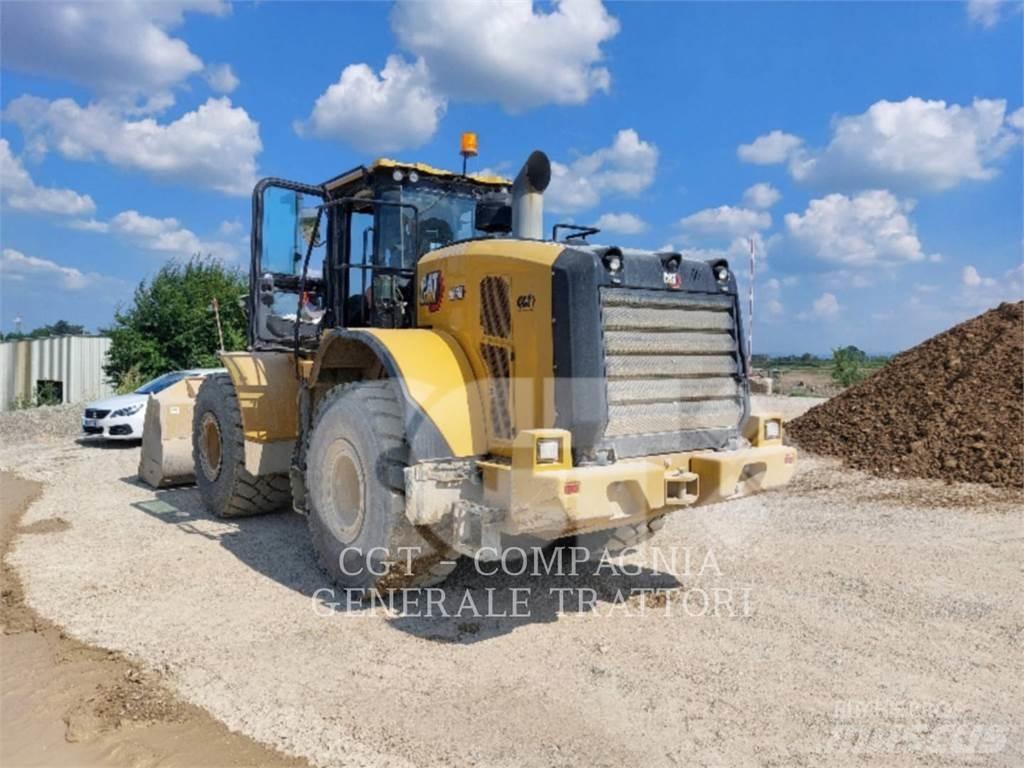 CAT 966M Фронтальні навантажувачі