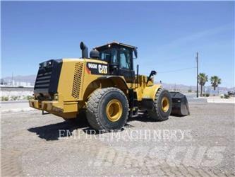 CAT 966M Фронтальні навантажувачі