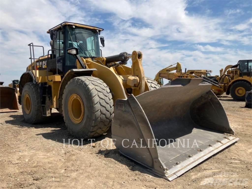 CAT 966M Фронтальні навантажувачі