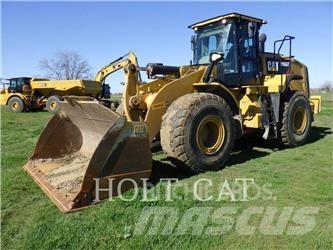 CAT 966M Фронтальні навантажувачі