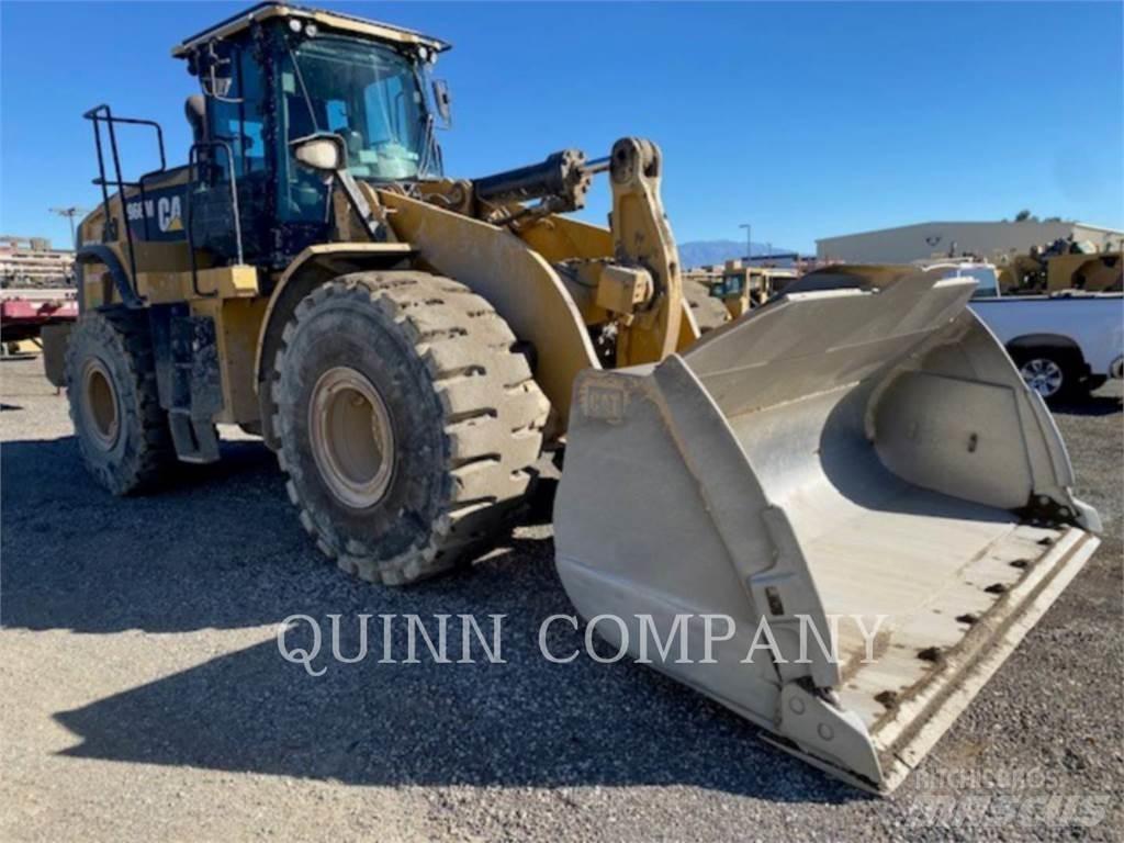 CAT 966M Фронтальні навантажувачі