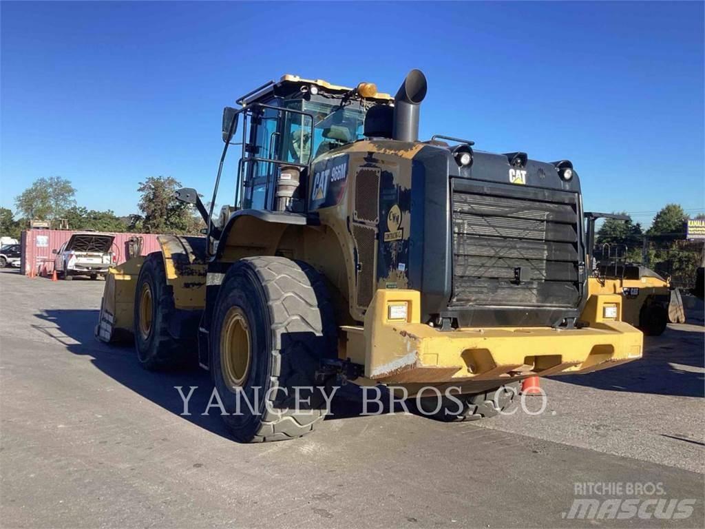CAT 966M Фронтальні навантажувачі