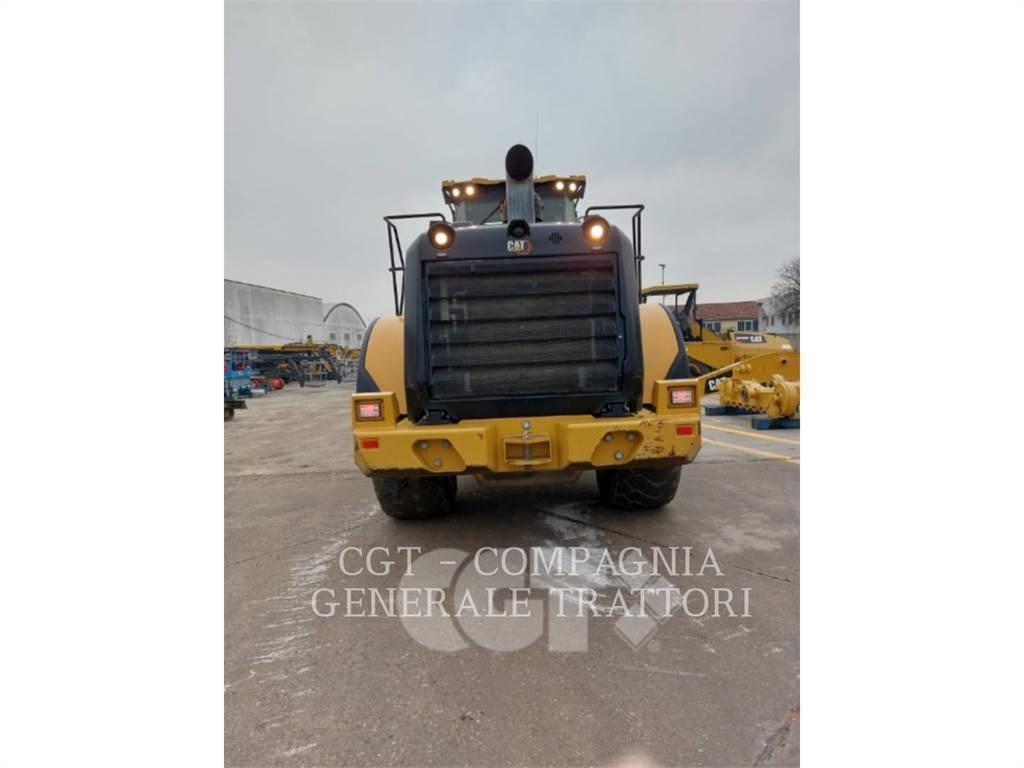 CAT 966M Фронтальні навантажувачі