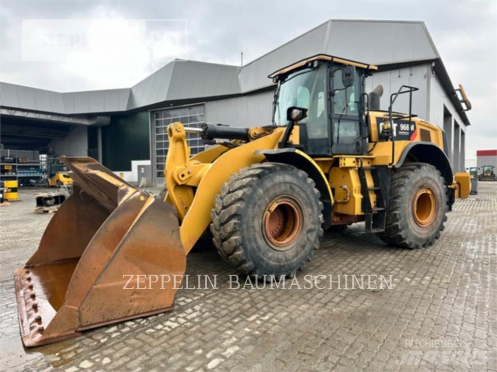 CAT 966M Фронтальні навантажувачі