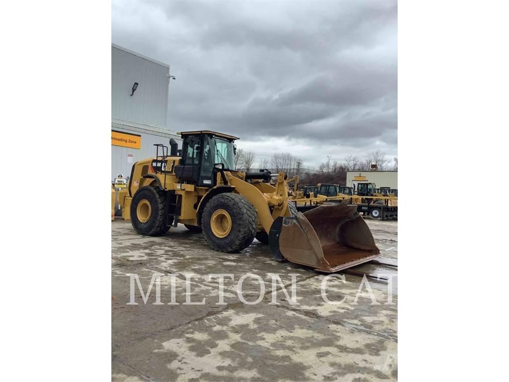 CAT 966M Фронтальні навантажувачі